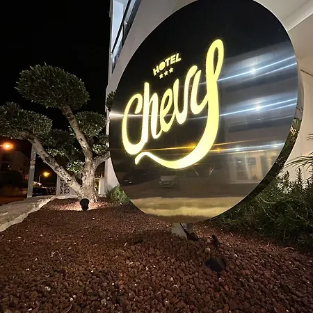 Hotel Chevy &