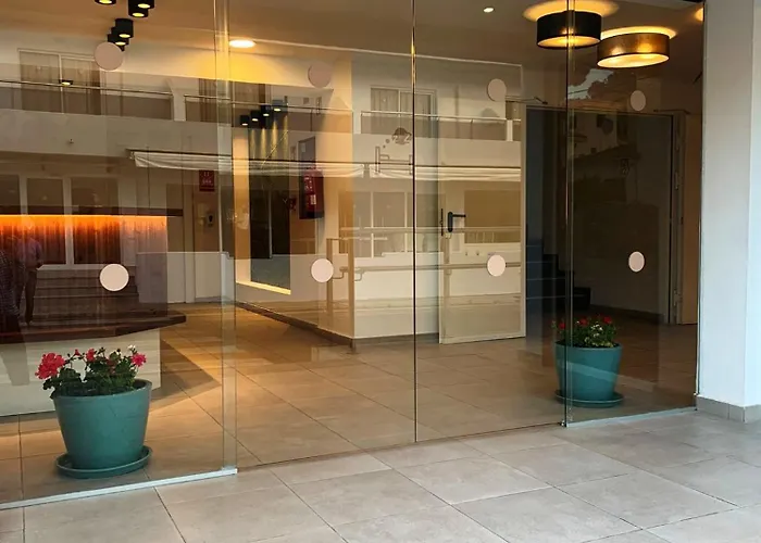 Chevy & Szálloda 3*