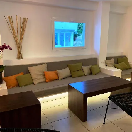 Chevy & Ξενοδοχείο Cala Ratjada (Mallorca)