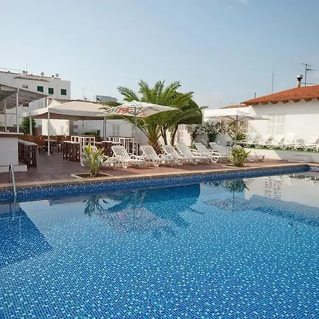 Ξενοδοχείο Chevy & 3*